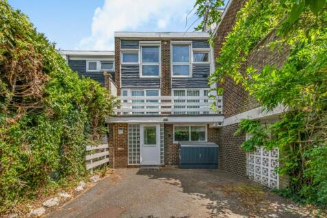 Morecoombe Close, 
Kingston Upon Thames, KT2