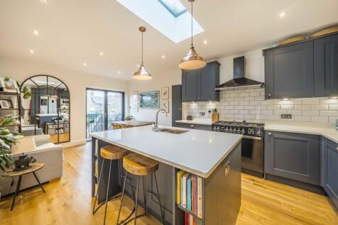 Waldron Road, Earlsfield