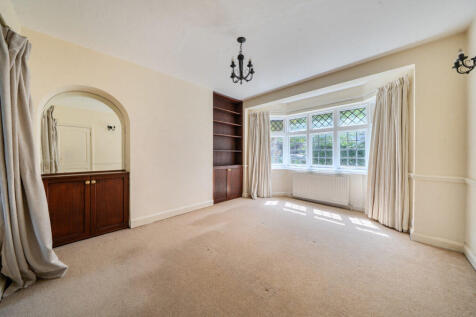 Queens Drive, West Acton, W3