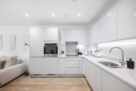 Osiers Road, Wandsworth, SW18