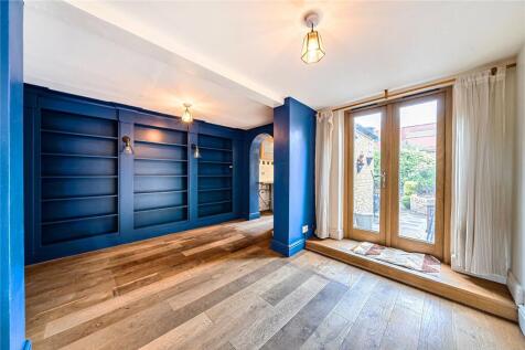 Pages Walk, London, SE1