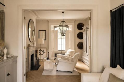 Liverpool Road, Barnsbury, Islington, London, N1