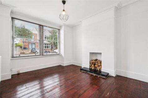 Badminton Road, London, SW12
