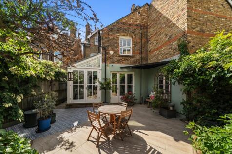 St. Johns Road, Richmond TW9
