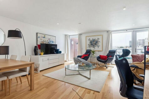 Battersea Park Road, London, SW8