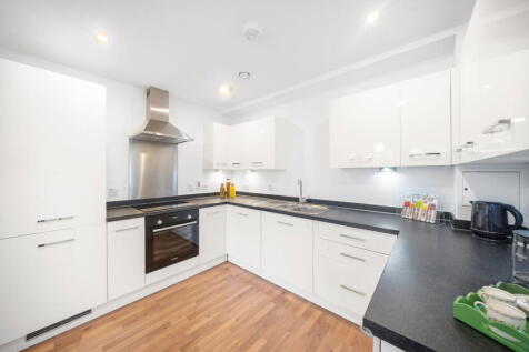Cranston Court, Shepherd's Bush, W12