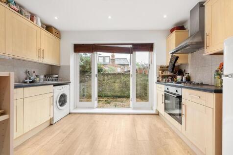 Brading Road, SW2