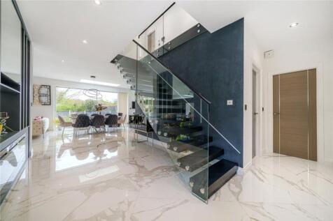 Sunset View, High Barnet, Hertfordshire, EN5