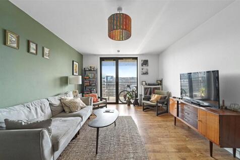 46 Palmers Road, London, E2