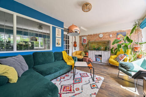 Tredegar Road, Mile End, London, E3