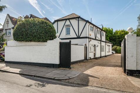 Popes Grove, Twickenham TW1