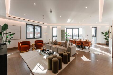 The Lucan, Lucan Place, London, SW3