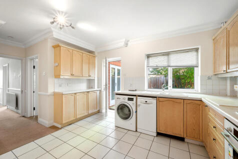Amity Grove, West Wimbledon, SW20
