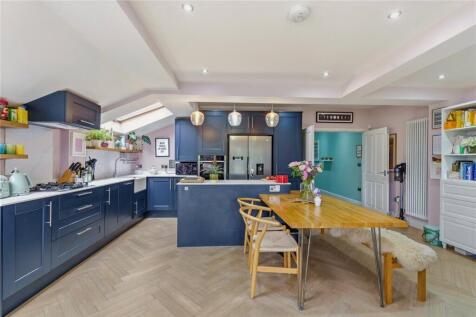 Wix's Lane, SW4