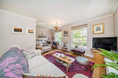 Broom Road, Teddington