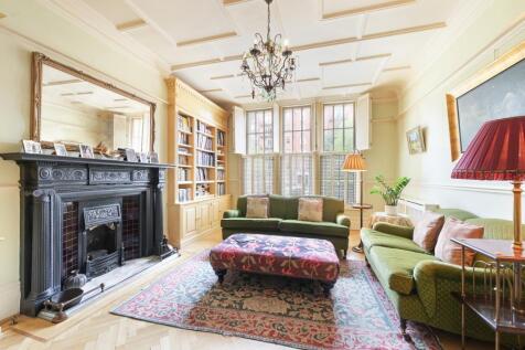 Oakwood Court, Abbotsbury Road, Kensington, W14