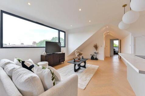 Durnsford Road, Wimbeldon, London, SW19