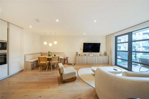 Pages Walk, London, SE1