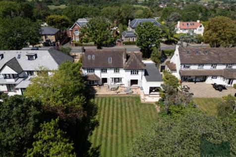 Camlet Way, Barnet, EN4