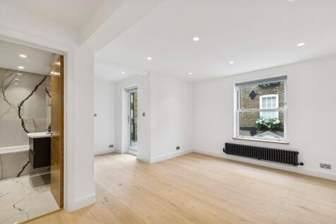 Perrins Court, Hampstead Village, NW3
