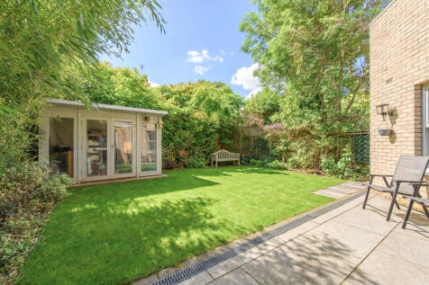 Belsize Avenue, Hampstead, London, NW3