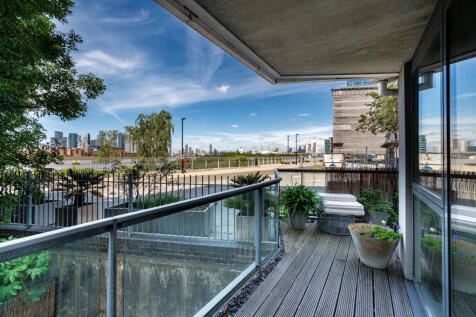 Henry Hudson Apartments, Greenwich, London, SE10