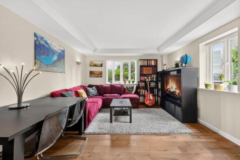 Calder Court, 
253 Rotherhithe Street, SE16