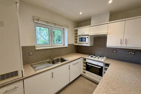 Swift Lodge, Admiral Walk, London