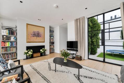 Gledhow Gardens, 
South Kensington, SW5