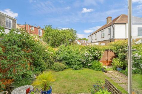 Eatonville Villas, London SW17