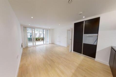 Pump House Crescent, Brentford, TW8 0EF