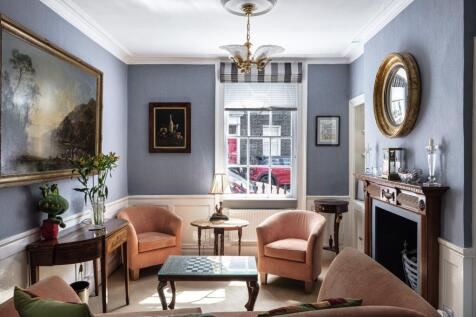 Charlton Place, 
Islington, N1