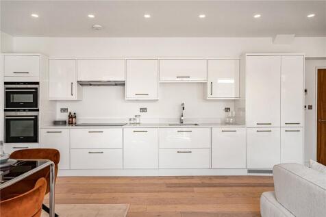 Curtain Place, London, EC2A