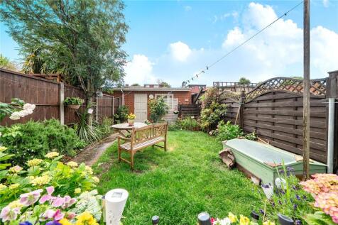 Medway Drive, Perivale, Greenford