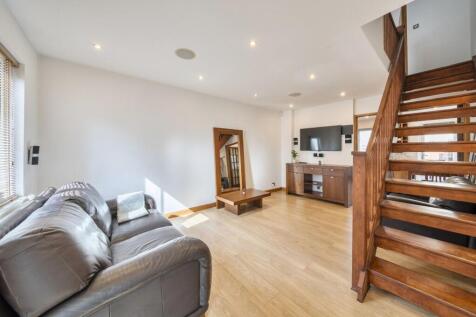 Henley Drive, London, SE1