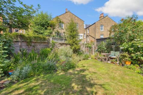 Balham Park Road, London, SW12