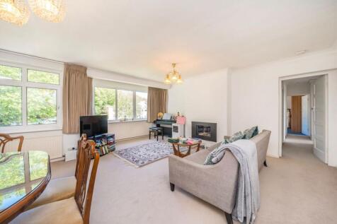 Lake Close, Wimbledon