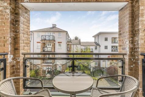 Holford Way, Putney, SW15