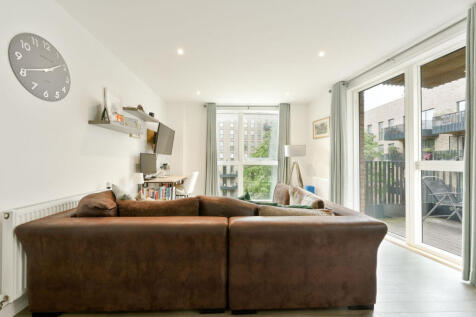 Whelan Road, Acton, London, W3