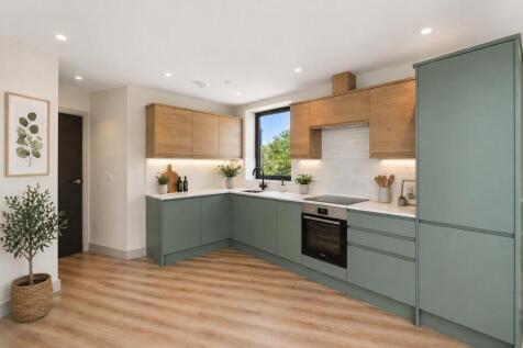 Station Parade, Boston Manor Road, Brentford, TW8