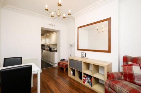 Bollo Bridge Road, London, W3