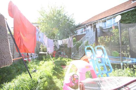 Ridgwell Road, Custom House, E16 3LN