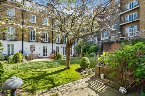 Devonshire Place, Kensington Green, W8