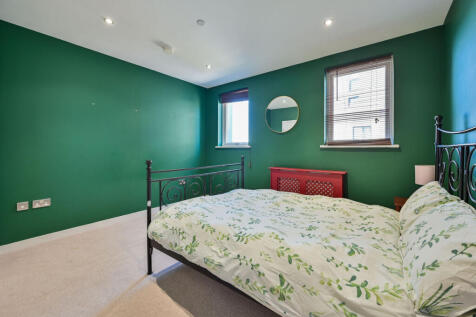 Queens Road, Peckham, LONDON, SE15