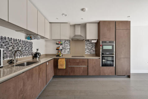 Kingsborough Place, Kingston Upon Thames, KT2
