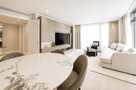 The Knightsbridge, Knightsbridge, SW7
