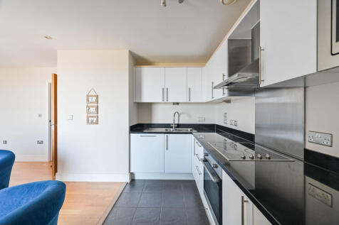 Wharfside, Canary Wharf, London, E14