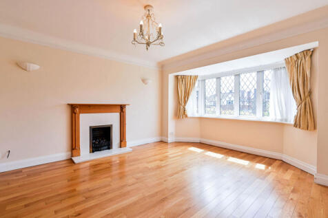 Burghley Avenue, Coombe, New Malden, KT3