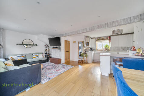 Haslemere Avenue, Mitcham, Surrey, CR4
