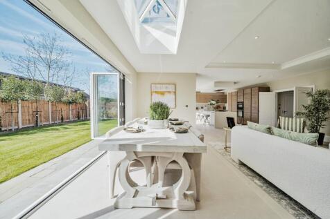 Foxdell, Northwood, HA6